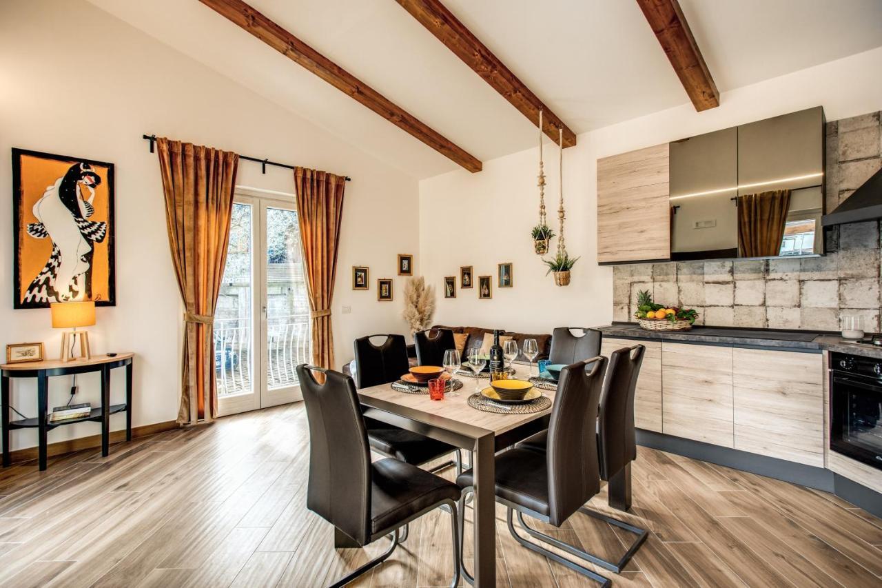 Chez Marie' - Modern Apartment In Countryside 소렌토 외부 사진